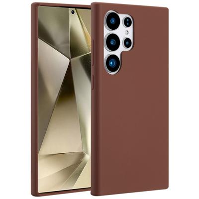 Accezz Liquid Silicone Backcover met MagSafe voor Samsung Galaxy S24 Ultra Telefoonhoesje Bruin Accezz Liquid Silicone Backcover met MagSafe voor Samsung Galaxy S24 Ultra Telefoonhoesje Bruin