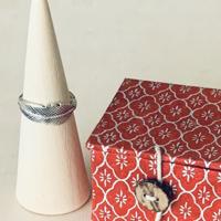 Zilveren Ring in de vorm van een Veer (maat 18) - thumbnail