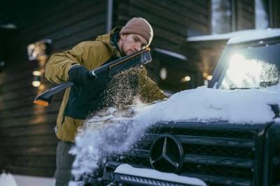 Fiskars X-serie Telescopische Sneeuwborstel en Ijskrabber voor de auto - 1078493 Fiskars X-serie Telescopische Sneeuwborstel en Ijskrabber voor de auto - 1078493