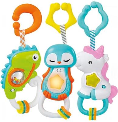 Clementoni baby pinguïn rammelaar + licht en geluid - thumbnail