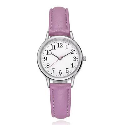 LGT Vrouwelijk dameshorloge met lila band en zilverkleurige kast LGT Vrouwelijk dameshorloge met lila band en zilverkleurige kast