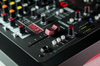 Allen & Heath ZEDi-10FX analoge mixer met 4x4 USB & effecten - thumbnail