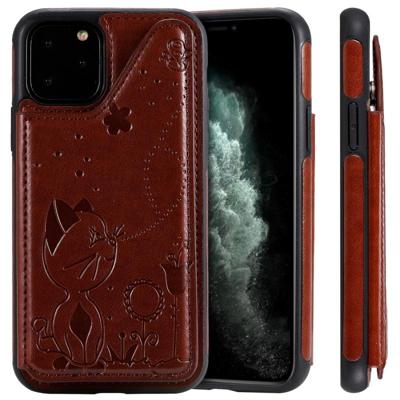 Voor iPhone 11 Pro kat Bee reliëf patroon schokbestendige beschermhoes met kaartsleuven & fotolijstjes (bruin) Voor iPhone 11 Pro kat Bee reliëf patroon schokbestendige beschermhoes met kaartsleuven & fotolijstjes (bruin)