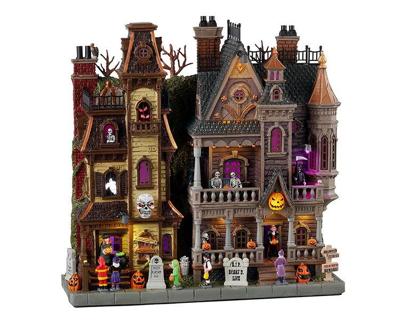 Lemax haunted estates verlichte facade Spooky Town 2024