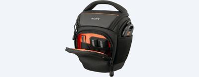 Sony Soft Carry Case zwart voor Alpha met Lens (LCSAMB.SYH) Sony Soft Carry Case zwart voor Alpha met Lens (LCSAMB.SYH)