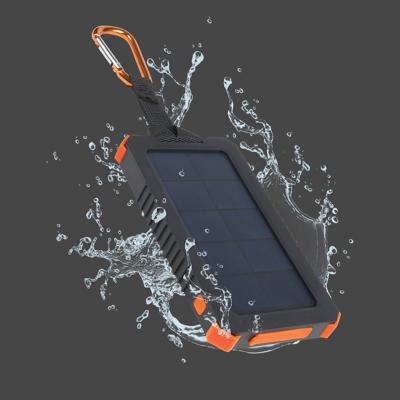 Xtorm XR103 - Xtreme Solar Powerbank 10.5W - 5.000 mAh - thumbnail