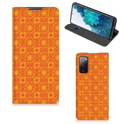 Samsung Galaxy S20 FE | Hoesje met Magneet | Batik Oranje Samsung Galaxy S20 FE | Hoesje met Magneet | Batik Oranje