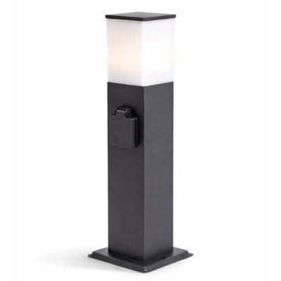 Rustic S Buitenstopcontactpaal 42cm - LED sokkellamp met buitenstopcontact - 2 stopcontacten - IP44 waterdicht - E27 fitting - Zwart - Tuinlantaarn Rustic S Buitenstopcontactpaal 42cm - LED sokkellamp met buitenstopcontact - 2 stopcontacten - IP44 waterdicht - E27 fitting - Zwart - Tuinlantaarn