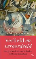 Verliefd en veroordeeld (Paperback) - thumbnail