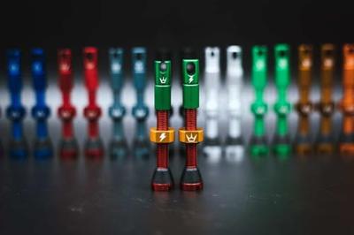 Peaty's 50to01 mk2 tubeless 42mm valves