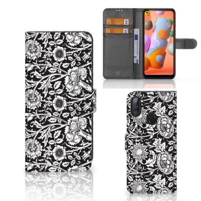 Samsung Galaxy M11 | A11 Hoesje Black Flowers Samsung Galaxy M11 | A11 Hoesje Black Flowers