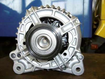 Brilliant Tools BT571020 Dynamo bit- en dopsleutelset, 18-delig Brilliant Tools BT571020 Dynamo bit- en dopsleutelset, 18-delig