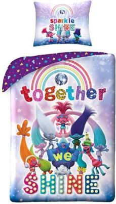 Trolls dekbedovertrek Together we Shine! 140 x 200 cm - katoen Trolls dekbedovertrek Together we Shine! 140 x 200 cm - katoen