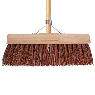 Bezem natuurvezel 45 cm met houten steel 140 cm