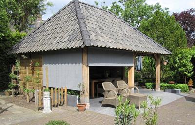 Nesling Coolfit rolgordijn gebroken wit 2.48 x 2.4 meter Nesling Coolfit rolgordijn gebroken wit 2.48 x 2.4 meter