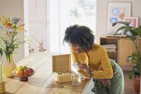 Thee pickwick aardbei 20x1.5gr | 12 stuks - thumbnail