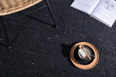 Nohr Vloerkleed 'Laszlo' Jute, 170 x 240cm, kleur Zwart Nohr Vloerkleed 'Laszlo' Jute, 170 x 240cm, kleur Zwart