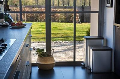 Curver DECO Bin 240639 Afvalbak 25 l (b x h x d) 250 x 450 x 420 mm Zilver, Zwart 1 stuk(s) Curver DECO Bin 240639 Afvalbak 25 l (b x h x d) 250 x 450 x 420 mm Zilver, Zwart 1 stuk(s)