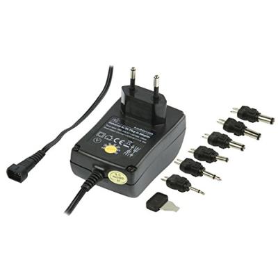 Gestabiliseerde universele adapter 1.5A