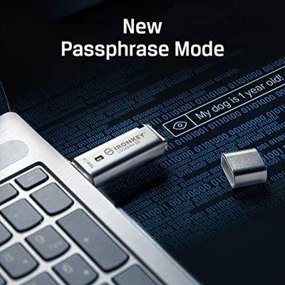 Kingston IronKey Locker+ 50 32 GB usb-stick Kingston IronKey Locker+ 50 32 GB usb-stick