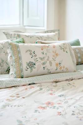 Pip Studio Pip Studio Kili Flower Cushion - Wit 35x60 cm