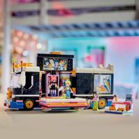 LEGO Friends toerbus van popster 42619 - thumbnail