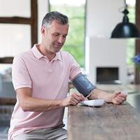 Medisana Bovenarm Bloeddrukmeter - thumbnail