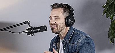 Tascam TM-70 dynamische broadcast microfoon Tascam TM-70 dynamische broadcast microfoon