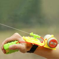Kinderen favoriete zomer strand speelgoed educatieve water Fight pistool zwemmen pols water geweren (gemengde kleur) - thumbnail