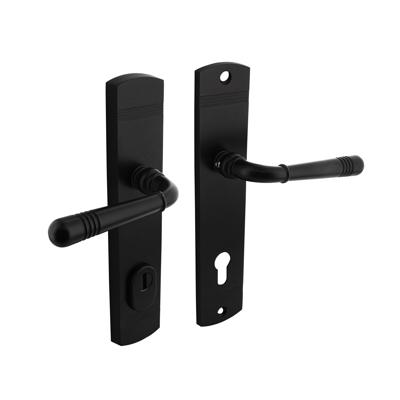 Intersteel achterdeurbeslag Helena PC92mm met kerntrekbeveiliging - mat zwart Intersteel achterdeurbeslag Helena PC92mm met kerntrekbeveiliging - mat zwart