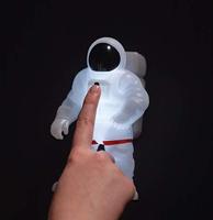 Brainstorm 362050 Light-up & Glow Astronaut Astronomie Kant-en-klaar Vanaf 6 jaar - thumbnail