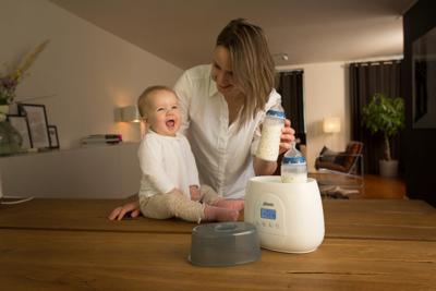 Alecto Baby dubbele digitale flessenwarmer BW700TWIN - wit Alecto Baby dubbele digitale flessenwarmer BW700TWIN - wit