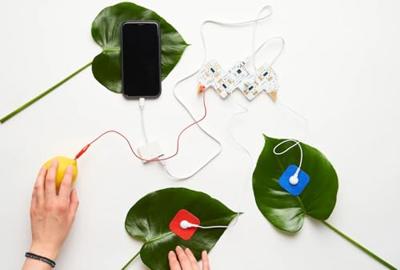 Playtronica Playtron MIDI controller