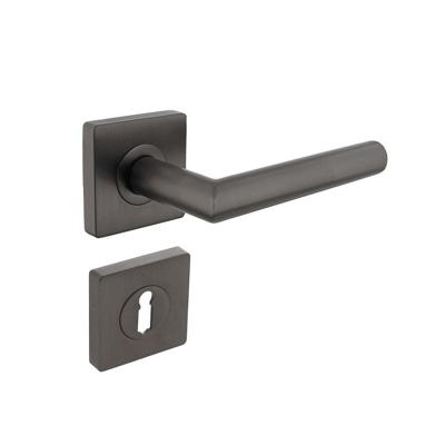 Deurkruk Bastian op rozet verdekt 55x55x10mm met nokken en sleutelrozetten antraciet grijs