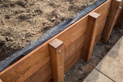 Opgeklampte schotten hardhout klasse 1 40 mm L250xH60 cm Tuindeco - Tuindeco