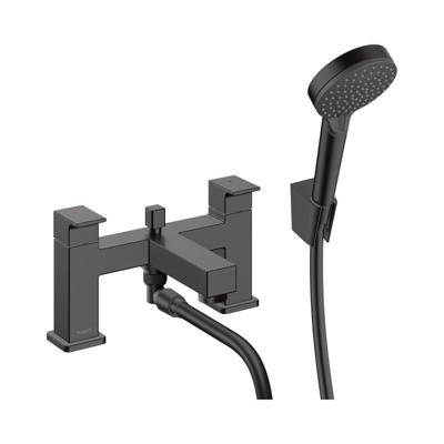Hansgrohe Badrandmengkraan Vernis Shape 2-Gats met Stopkraan en Vernis Blend Handdouche Vario Mat Zwart Hansgrohe Badrandmengkraan Vernis Shape 2-Gats met Stopkraan en Vernis Blend Handdouche Vario Mat Zwart
