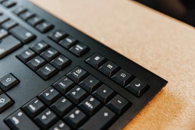 Draadloos toetsenbord Cherry JK-3000ES-2 Zwart Qwerty Spaans - thumbnail