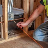 Kleine tools visband, glasvezeldraad trechter met spiraalvoorvak, geoptimaliseerde behuizing en greep, 30,5 m kleine gereedschappen 56351 - thumbnail