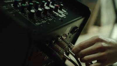 Yamaha Stagepas 200 mobiele speaker - thumbnail