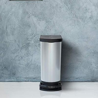 Rotho paso duo pedaalemmer 50l zilver/metallic Rotho paso duo pedaalemmer 50l zilver/metallic