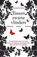 Tussen zwarte vlinders (Paperback) - thumbnail