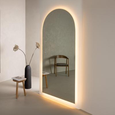 Nohr Gebogen Spiegel 'Daralyn' Met LED-verlichting, 210 x 100cm Nohr Gebogen Spiegel 'Daralyn' Met LED-verlichting, 210 x 100cm