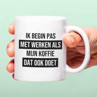 Mok Ik begin pas met werken als mijn koffie dat ook doet - thumbnail