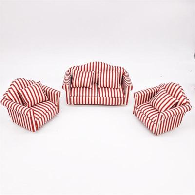 1:12 Mini Doll House meubilair decoratie gestreepte sofa model set (oranje rood goud)