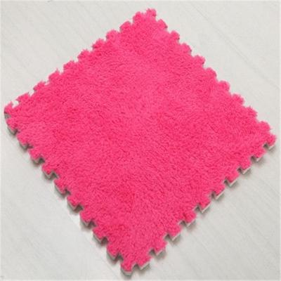 2 stuks woonkamer slaapkamer kinderen kinderen zachte tapijt magie patchwork puzzel Splice hoofden klimmen baby mat 30x30cm (Rose rood)