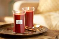 WoodWick large candle cinnamon chai - thumbnail