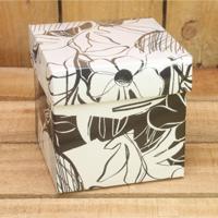 Bonbon doosjes - Chocolade doosje - Zwart wit bloem - 24 stuks - thumbnail