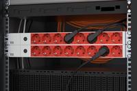 Bachmann 333.538 19 inch Stekkerdoos voor patchkast 1 HE Geaarde contactdoos Rood, Zwart, Aluminium - thumbnail