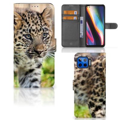 Motorola Moto G 5G Plus | Telefoonhoesje | Met pasjeshouder | Baby Luipaard