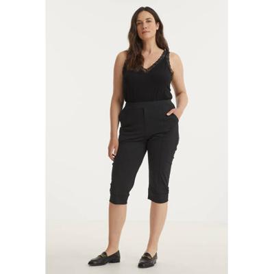 Exxcellent top Megan met kant zwart Exxcellent top Megan met kant zwart